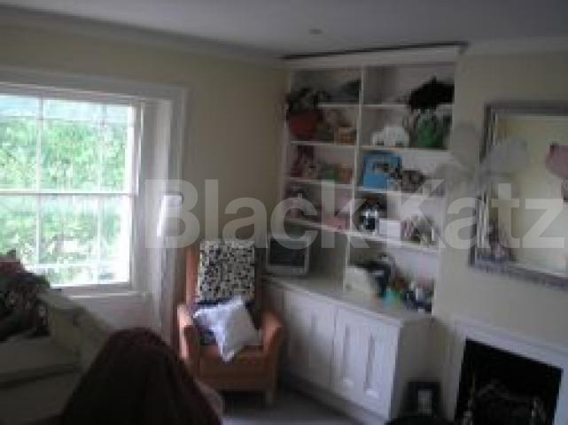 			2 Bedroom, 1 bath, 1 reception Flat			 Regents Park Road, REGENTS PARK NW1